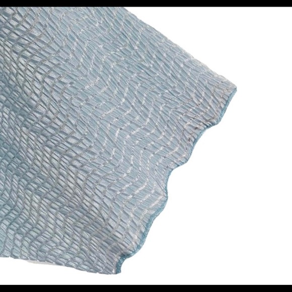 Vintage Textured Tshirt - Picture 5 of 5